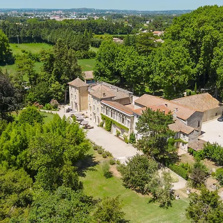 Chateau Saint Perret-2